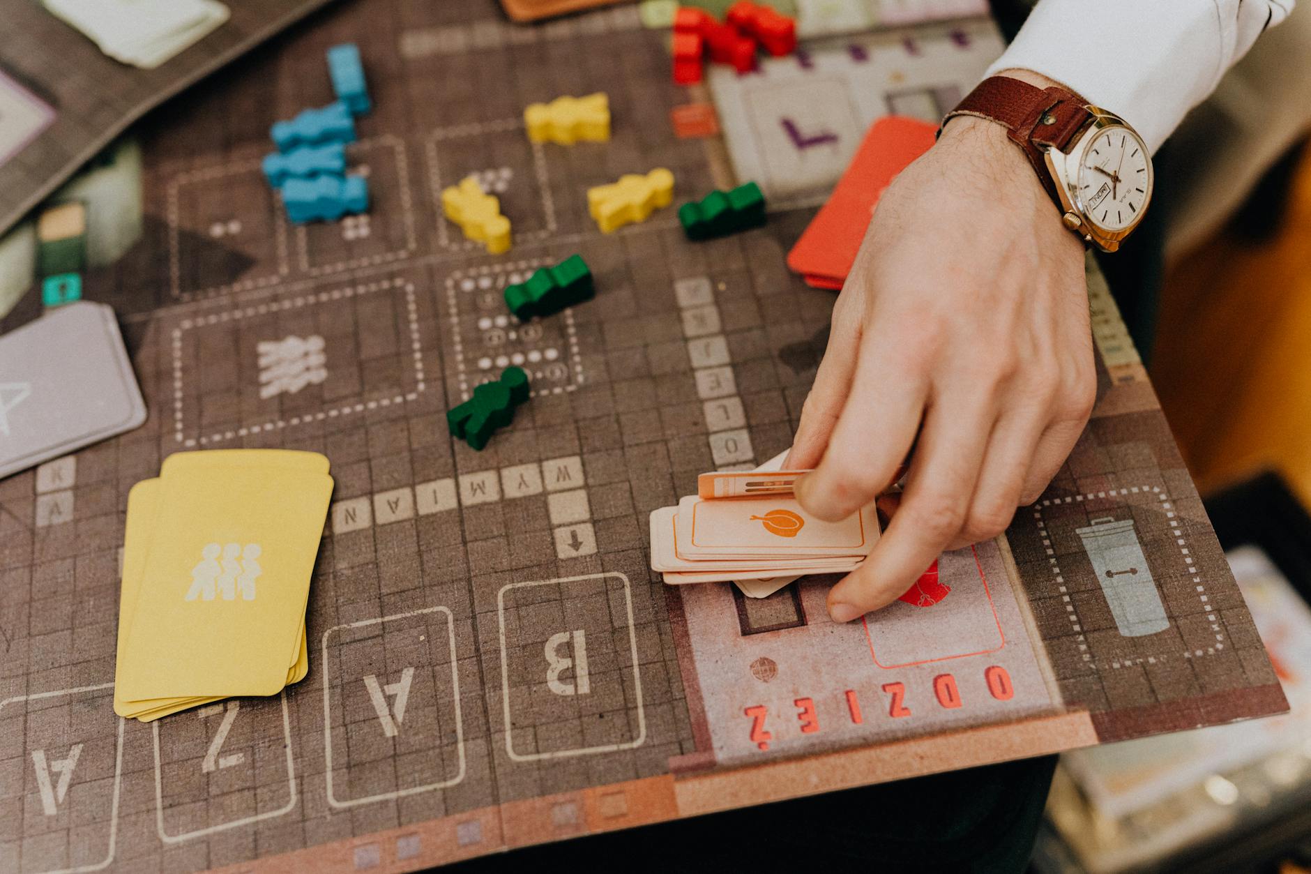 Photos gratuites de à l'intérieur, activité familiale, adulte