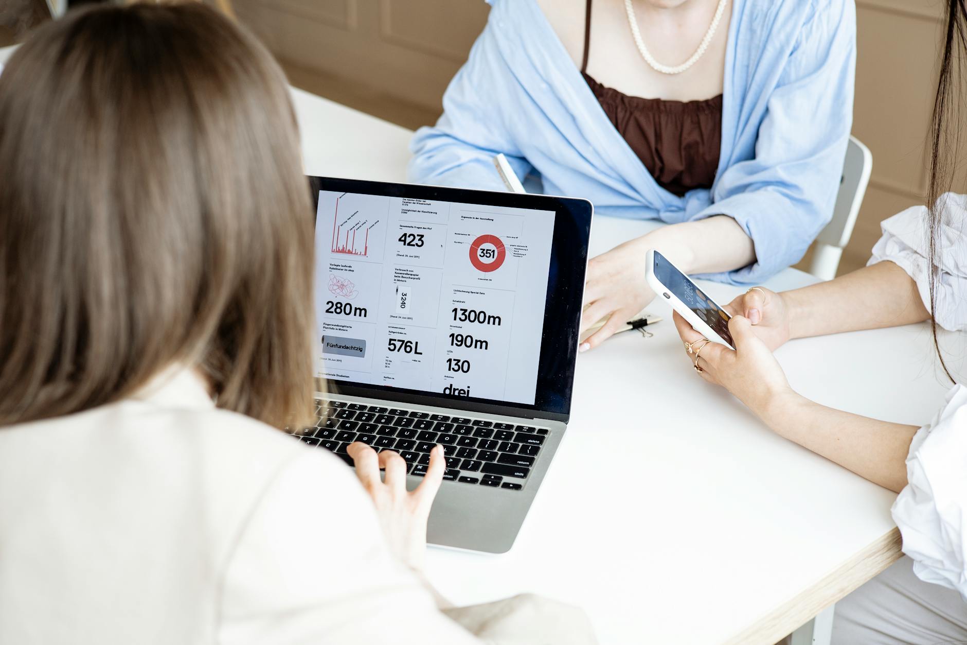 Photos gratuites de #intérieur, activités, analyse